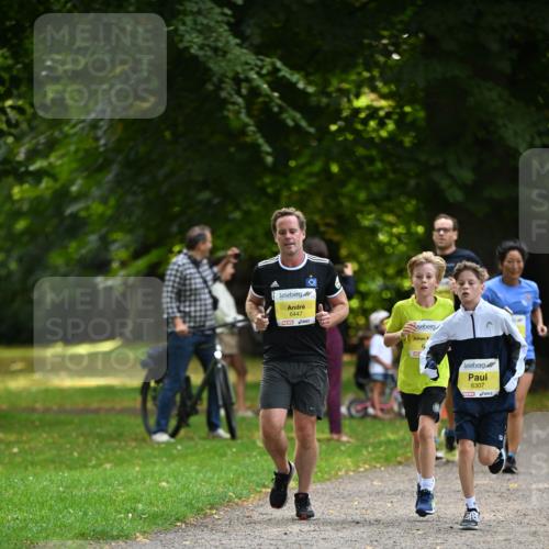 25.08.2024 - 20. Blankeneser Heldenlauf Dr. Thomas Lammeyer http://msf.ph/oto/6807071 25.08.2024 10:16:15 Laufen 6447, 6, 6307 meine-sportfotos.de
