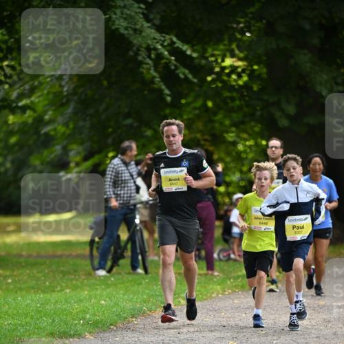 25.08.2024 - 20. Blankeneser Heldenlauf Dr. Thomas Lammeyer http://msf.ph/oto/6807072 25.08.2024 10:16:15 Laufen 6447, 6448, 6307 meine-sportfotos.de