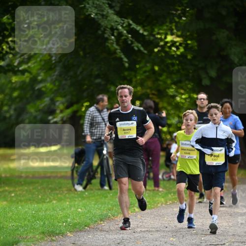 25.08.2024 - 20. Blankeneser Heldenlauf Dr. Thomas Lammeyer http://msf.ph/oto/6807073 25.08.2024 10:16:15 Laufen 6447, 6448, 6307 meine-sportfotos.de
