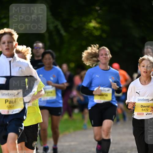 25.08.2024 - 20. Blankeneser Heldenlauf Dr. Thomas Lammeyer http://msf.ph/oto/6807098 25.08.2024 10:16:19 Laufen 6307, 6770, 6472 meine-sportfotos.de