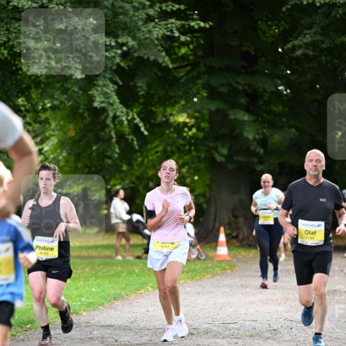 25.08.2024 - 20. Blankeneser Heldenlauf Dr. Thomas Lammeyer http://msf.ph/oto/6807134 25.08.2024 10:16:27 Laufen 6169, 6161, 6184 meine-sportfotos.de
