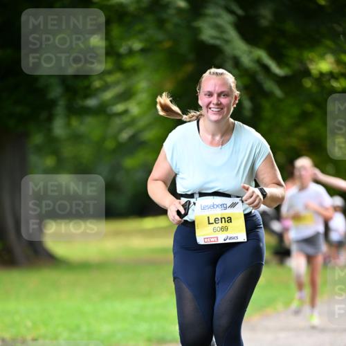 25.08.2024 - 20. Blankeneser Heldenlauf Dr. Thomas Lammeyer http://msf.ph/oto/6807168 25.08.2024 10:16:33 Laufen 6069 meine-sportfotos.de