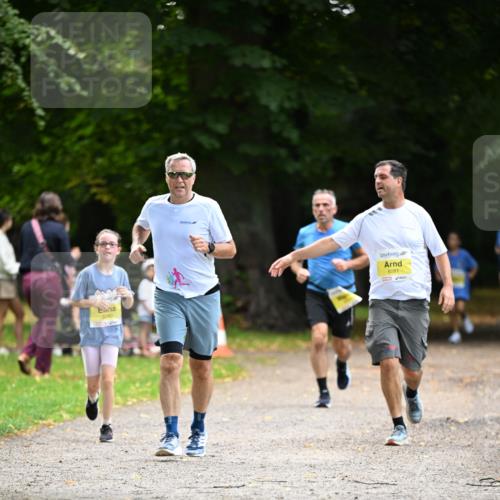 25.08.2024 - 20. Blankeneser Heldenlauf Dr. Thomas Lammeyer http://msf.ph/oto/6807207 25.08.2024 10:16:51 Laufen 6080, 6081 meine-sportfotos.de