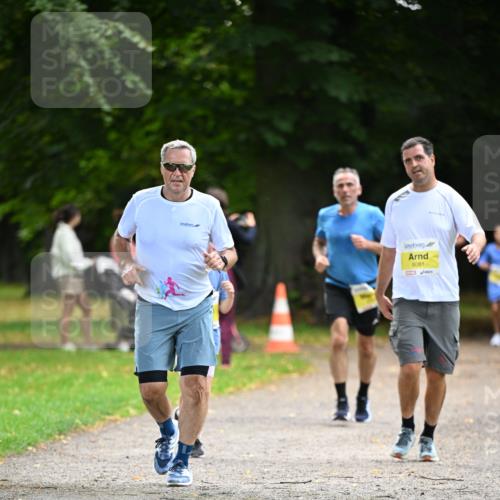 25.08.2024 - 20. Blankeneser Heldenlauf Dr. Thomas Lammeyer http://msf.ph/oto/6807215 25.08.2024 10:16:53 Laufen 6081 meine-sportfotos.de