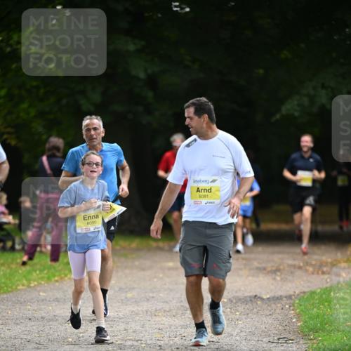 25.08.2024 - 20. Blankeneser Heldenlauf Dr. Thomas Lammeyer http://msf.ph/oto/6807217 25.08.2024 10:16:54 Laufen 6080, 6081 meine-sportfotos.de