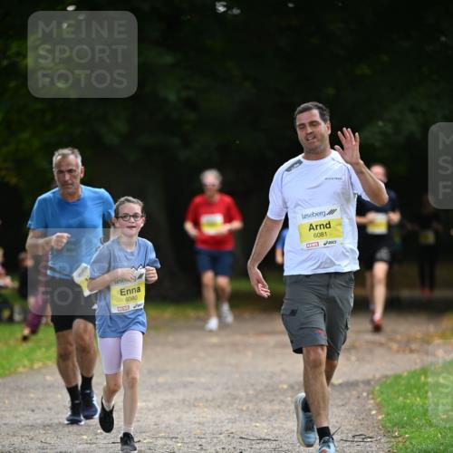 25.08.2024 - 20. Blankeneser Heldenlauf Dr. Thomas Lammeyer http://msf.ph/oto/6807222 25.08.2024 10:16:55 Laufen 6080, 6081 meine-sportfotos.de