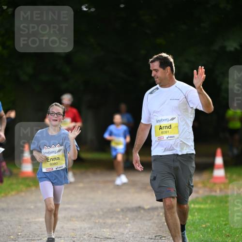 25.08.2024 - 20. Blankeneser Heldenlauf Dr. Thomas Lammeyer http://msf.ph/oto/6807228 25.08.2024 10:16:55 Laufen 6080, 6081 meine-sportfotos.de