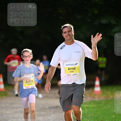 25.08.2024 - 20. Blankeneser Heldenlauf Dr. Thomas Lammeyer http://msf.ph/oto/6807235 25.08.2024 10:16:56 Laufen 6080, 50, 6081 meine-sportfotos.de