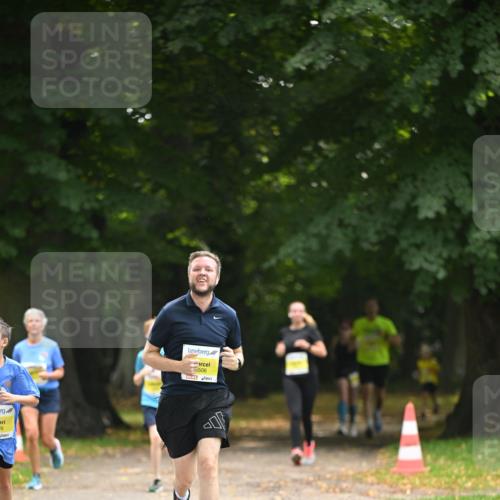 25.08.2024 - 20. Blankeneser Heldenlauf Dr. Thomas Lammeyer http://msf.ph/oto/6807253 25.08.2024 10:17:01 Laufen 76, 506 meine-sportfotos.de