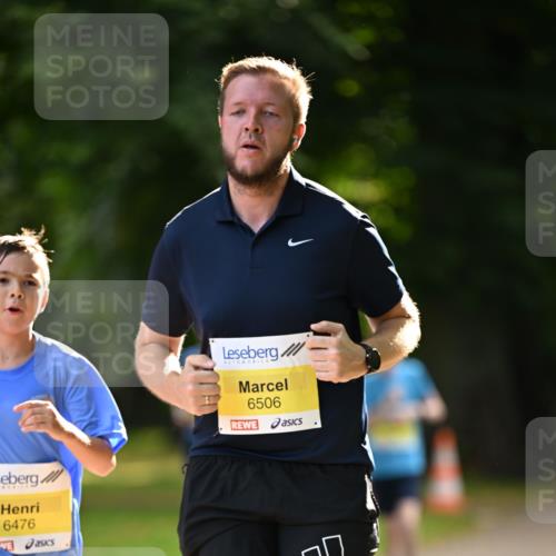 25.08.2024 - 20. Blankeneser Heldenlauf Dr. Thomas Lammeyer http://msf.ph/oto/6807275 25.08.2024 10:17:06 Laufen 6476, 6506 meine-sportfotos.de