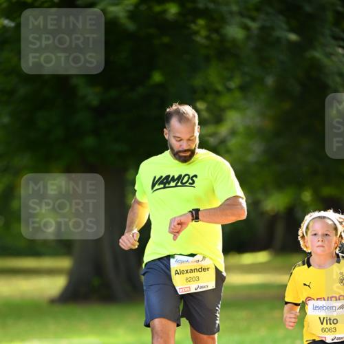 25.08.2024 - 20. Blankeneser Heldenlauf Dr. Thomas Lammeyer http://msf.ph/oto/6807345 25.08.2024 10:17:22 Laufen 6203, 6063 meine-sportfotos.de