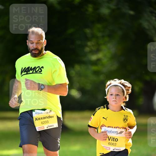 25.08.2024 - 20. Blankeneser Heldenlauf Dr. Thomas Lammeyer http://msf.ph/oto/6807351 25.08.2024 10:17:23 Laufen 6203, 6063, 4, 09 meine-sportfotos.de