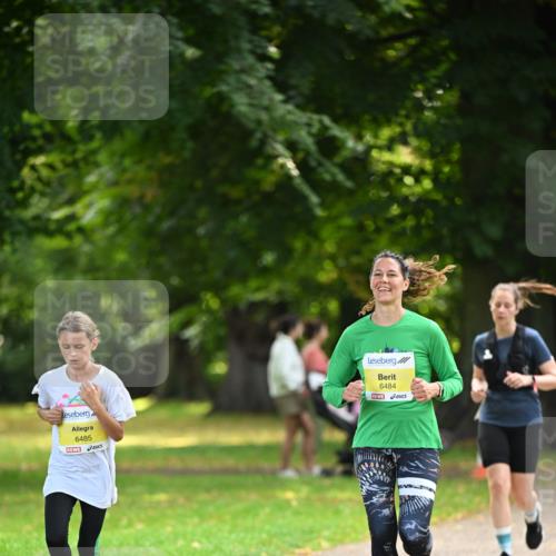 25.08.2024 - 20. Blankeneser Heldenlauf Dr. Thomas Lammeyer http://msf.ph/oto/6807362 25.08.2024 10:17:26 Laufen 6485, 6484 meine-sportfotos.de