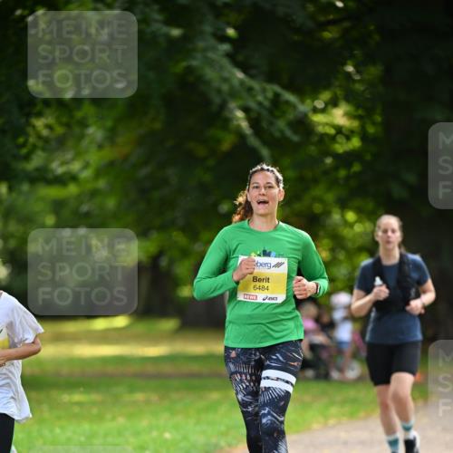 25.08.2024 - 20. Blankeneser Heldenlauf Dr. Thomas Lammeyer http://msf.ph/oto/6807366 25.08.2024 10:17:27 Laufen 6484 meine-sportfotos.de
