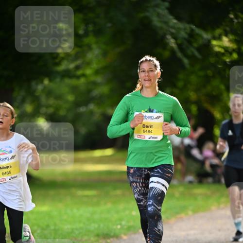 25.08.2024 - 20. Blankeneser Heldenlauf Dr. Thomas Lammeyer http://msf.ph/oto/6807371 25.08.2024 10:17:28 Laufen 6485, 6484 meine-sportfotos.de