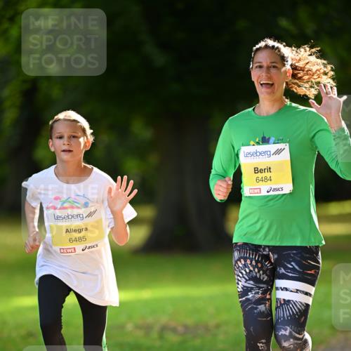25.08.2024 - 20. Blankeneser Heldenlauf Dr. Thomas Lammeyer http://msf.ph/oto/6807379 25.08.2024 10:17:29 Laufen 6485, 6484 meine-sportfotos.de