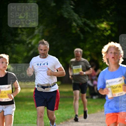 25.08.2024 - 20. Blankeneser Heldenlauf Dr. Thomas Lammeyer http://msf.ph/oto/6807400 25.08.2024 10:17:38 Laufen 6526 meine-sportfotos.de