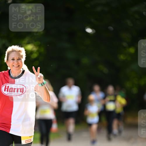 25.08.2024 - 20. Blankeneser Heldenlauf Dr. Thomas Lammeyer http://msf.ph/oto/6807439 25.08.2024 10:17:45 Laufen 1688 meine-sportfotos.de
