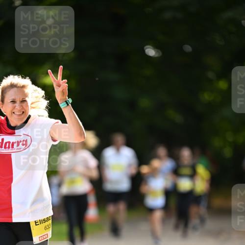 25.08.2024 - 20. Blankeneser Heldenlauf Dr. Thomas Lammeyer http://msf.ph/oto/6807440 25.08.2024 10:17:45 Laufen 1688, 633 meine-sportfotos.de
