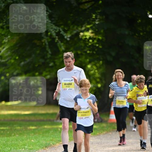25.08.2024 - 20. Blankeneser Heldenlauf Dr. Thomas Lammeyer http://msf.ph/oto/6807464 25.08.2024 10:17:51 Laufen 6102, 6023, 44, 470, 6 meine-sportfotos.de