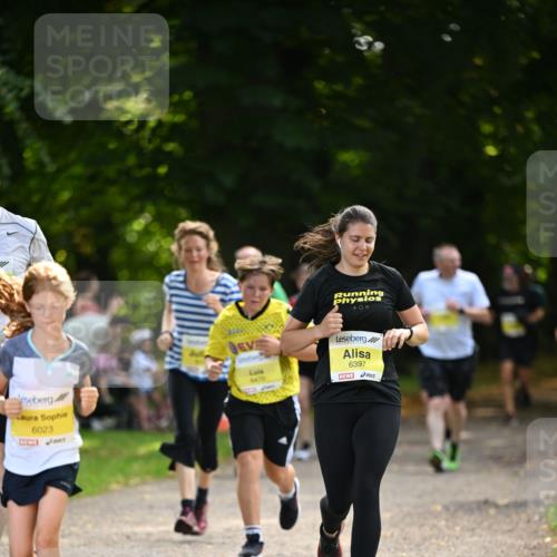 25.08.2024 - 20. Blankeneser Heldenlauf Dr. Thomas Lammeyer http://msf.ph/oto/6807469 25.08.2024 10:17:52 Laufen 6023, 6470, 6397 meine-sportfotos.de
