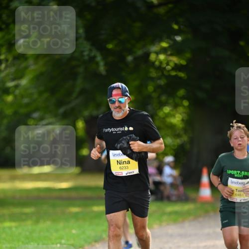 25.08.2024 - 20. Blankeneser Heldenlauf Dr. Thomas Lammeyer http://msf.ph/oto/6807523 25.08.2024 10:18:03 Laufen 2021, 6233, 6463 meine-sportfotos.de