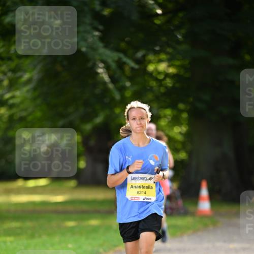 25.08.2024 - 20. Blankeneser Heldenlauf Dr. Thomas Lammeyer http://msf.ph/oto/6807557 25.08.2024 10:18:10 Laufen 6214 meine-sportfotos.de