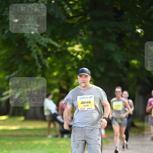 25.08.2024 - 20. Blankeneser Heldenlauf Dr. Thomas Lammeyer http://msf.ph/oto/6807574 25.08.2024 10:18:16 Laufen 6434 meine-sportfotos.de