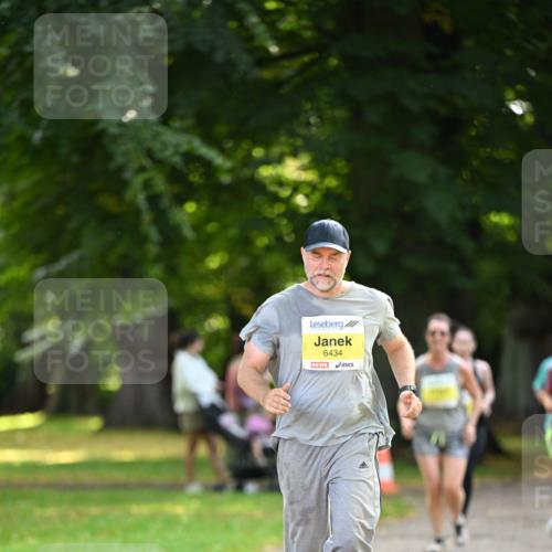 25.08.2024 - 20. Blankeneser Heldenlauf Dr. Thomas Lammeyer http://msf.ph/oto/6807575 25.08.2024 10:18:16 Laufen 6434 meine-sportfotos.de