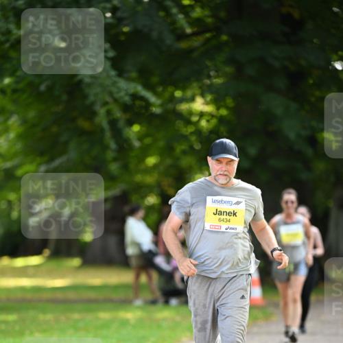 25.08.2024 - 20. Blankeneser Heldenlauf Dr. Thomas Lammeyer http://msf.ph/oto/6807576 25.08.2024 10:18:16 Laufen 6434 meine-sportfotos.de