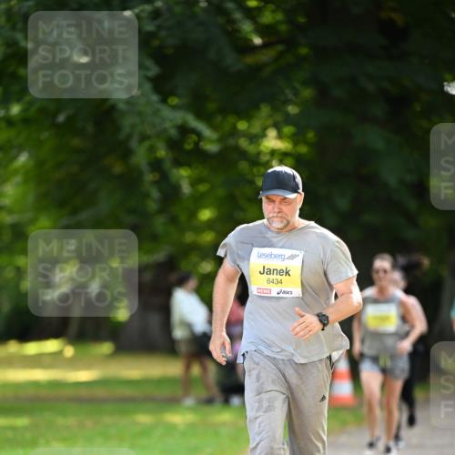 25.08.2024 - 20. Blankeneser Heldenlauf Dr. Thomas Lammeyer http://msf.ph/oto/6807578 25.08.2024 10:18:16 Laufen 6434 meine-sportfotos.de