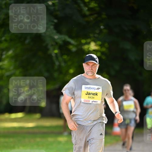 25.08.2024 - 20. Blankeneser Heldenlauf Dr. Thomas Lammeyer http://msf.ph/oto/6807582 25.08.2024 10:18:17 Laufen 6434 meine-sportfotos.de
