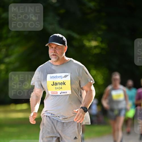 25.08.2024 - 20. Blankeneser Heldenlauf Dr. Thomas Lammeyer http://msf.ph/oto/6807591 25.08.2024 10:18:18 Laufen 6434 meine-sportfotos.de