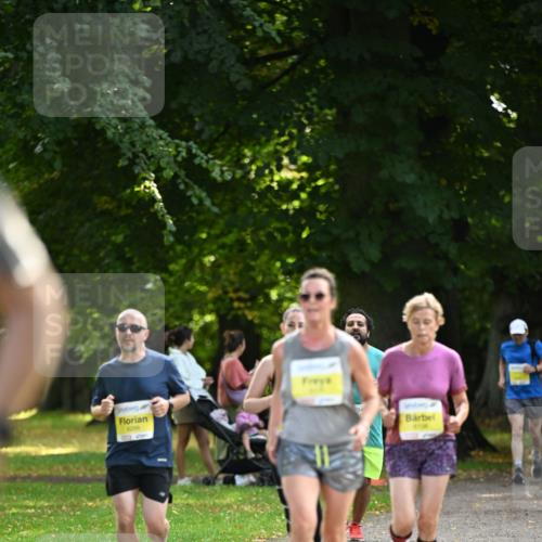 25.08.2024 - 20. Blankeneser Heldenlauf Dr. Thomas Lammeyer http://msf.ph/oto/6807599 25.08.2024 10:18:20 Laufen 6299 meine-sportfotos.de
