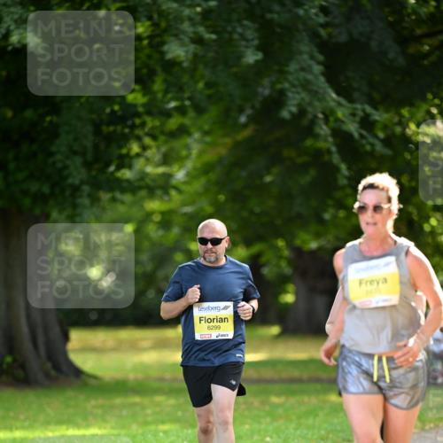 25.08.2024 - 20. Blankeneser Heldenlauf Dr. Thomas Lammeyer http://msf.ph/oto/6807607 25.08.2024 10:18:21 Laufen 6299 meine-sportfotos.de