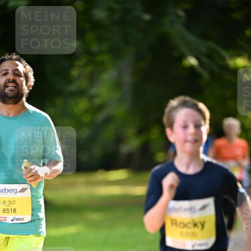 25.08.2024 - 20. Blankeneser Heldenlauf Dr. Thomas Lammeyer http://msf.ph/oto/6807638 25.08.2024 10:18:27 Laufen 6518 meine-sportfotos.de