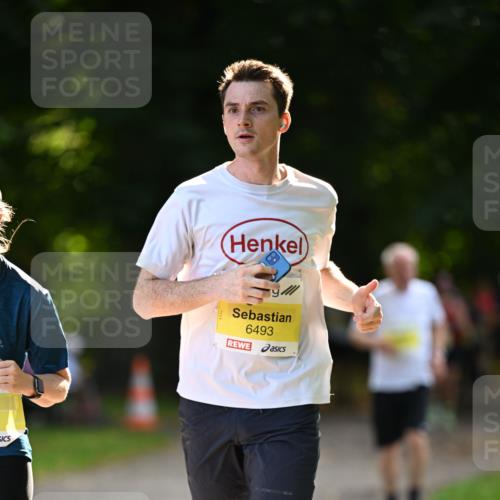 25.08.2024 - 20. Blankeneser Heldenlauf Dr. Thomas Lammeyer http://msf.ph/oto/6807668 25.08.2024 10:18:33 Laufen 6493 meine-sportfotos.de