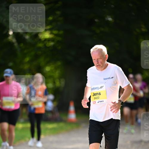 25.08.2024 - 20. Blankeneser Heldenlauf Dr. Thomas Lammeyer http://msf.ph/oto/6807677 25.08.2024 10:18:37 Laufen 6422 meine-sportfotos.de