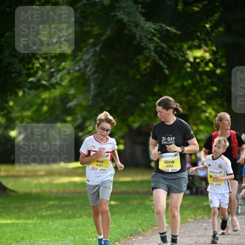25.08.2024 - 20. Blankeneser Heldenlauf Dr. Thomas Lammeyer http://msf.ph/oto/6807806 25.08.2024 10:19:04 Laufen 31, 6497, 6342, 6429 meine-sportfotos.de