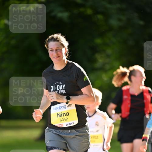 25.08.2024 - 20. Blankeneser Heldenlauf Dr. Thomas Lammeyer http://msf.ph/oto/6807832 25.08.2024 10:19:08 Laufen 177, 31, 6342 meine-sportfotos.de