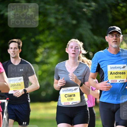 25.08.2024 - 20. Blankeneser Heldenlauf Dr. Thomas Lammeyer http://msf.ph/oto/6807855 25.08.2024 10:19:13 Laufen 6260, 6239, 6055 meine-sportfotos.de