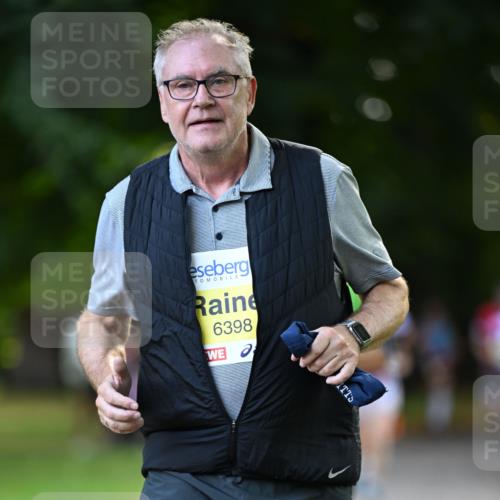 25.08.2024 - 20. Blankeneser Heldenlauf Dr. Thomas Lammeyer http://msf.ph/oto/6807876 25.08.2024 10:19:17 Laufen 6398 meine-sportfotos.de