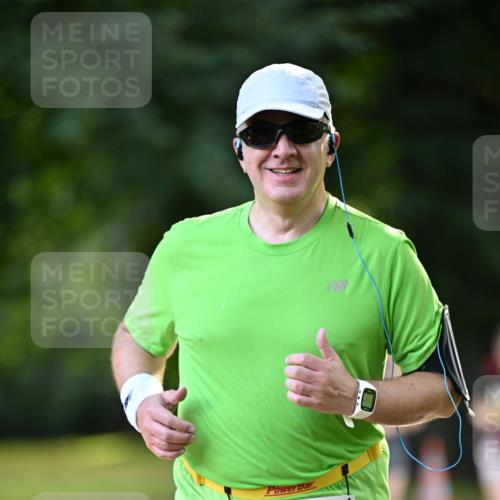 25.08.2024 - 20. Blankeneser Heldenlauf Dr. Thomas Lammeyer http://msf.ph/oto/6807886 25.08.2024 10:19:19 Laufen 6349 meine-sportfotos.de