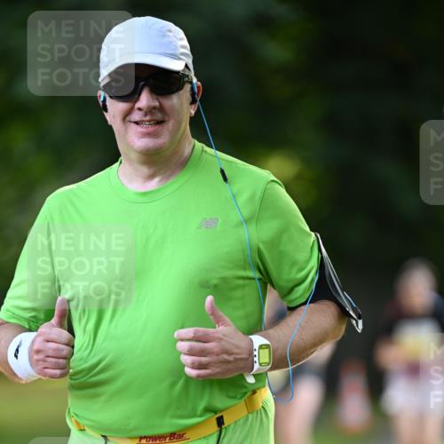 25.08.2024 - 20. Blankeneser Heldenlauf Dr. Thomas Lammeyer http://msf.ph/oto/6807888 25.08.2024 10:19:19 Laufen 6349 meine-sportfotos.de