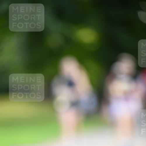 25.08.2024 - 20. Blankeneser Heldenlauf Dr. Thomas Lammeyer http://msf.ph/oto/6807894 25.08.2024 10:19:20 Laufen  meine-sportfotos.de