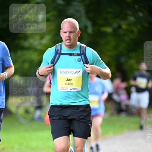 25.08.2024 - 20. Blankeneser Heldenlauf Dr. Thomas Lammeyer http://msf.ph/oto/6807997 25.08.2024 10:19:40 Laufen 6488 meine-sportfotos.de
