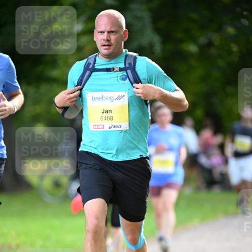 25.08.2024 - 20. Blankeneser Heldenlauf Dr. Thomas Lammeyer http://msf.ph/oto/6807998 25.08.2024 10:19:40 Laufen 6488 meine-sportfotos.de
