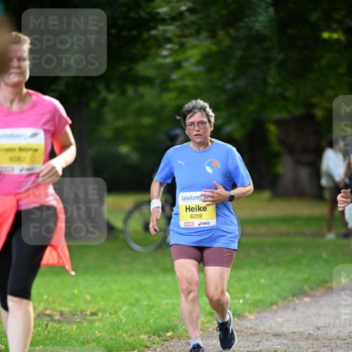 25.08.2024 - 20. Blankeneser Heldenlauf Dr. Thomas Lammeyer http://msf.ph/oto/6808009 25.08.2024 10:19:42 Laufen 6259 meine-sportfotos.de