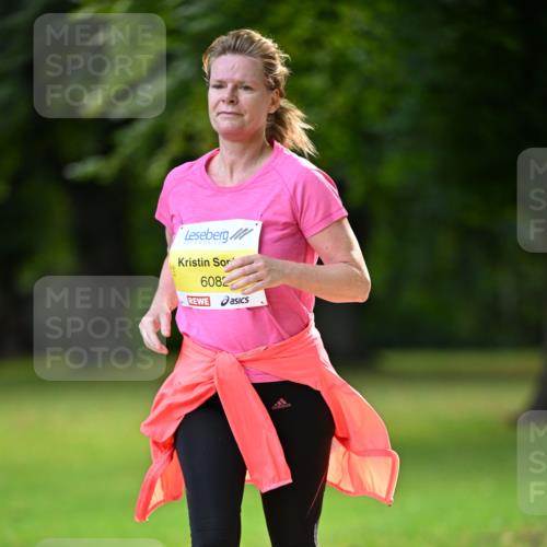 25.08.2024 - 20. Blankeneser Heldenlauf Dr. Thomas Lammeyer http://msf.ph/oto/6808015 25.08.2024 10:19:43 Laufen 6082 meine-sportfotos.de
