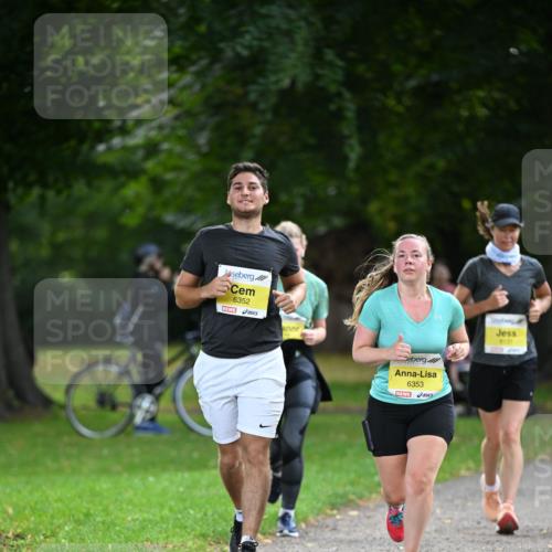 25.08.2024 - 20. Blankeneser Heldenlauf Dr. Thomas Lammeyer http://msf.ph/oto/6808027 25.08.2024 10:19:45 Laufen 6352, 6353, 813 meine-sportfotos.de